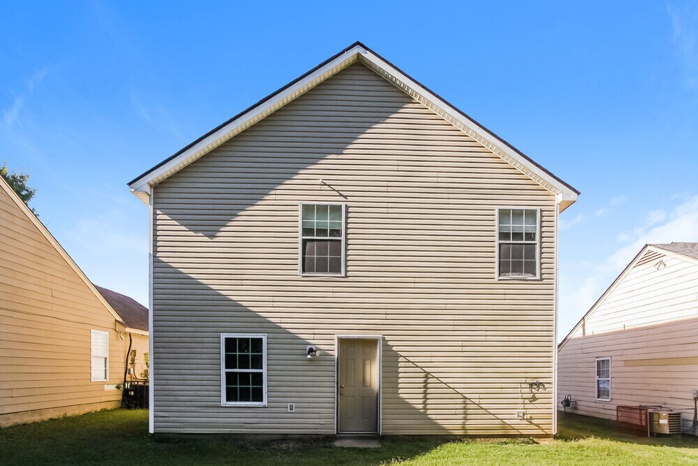 Building Photo - 4819 Royal Run Dr