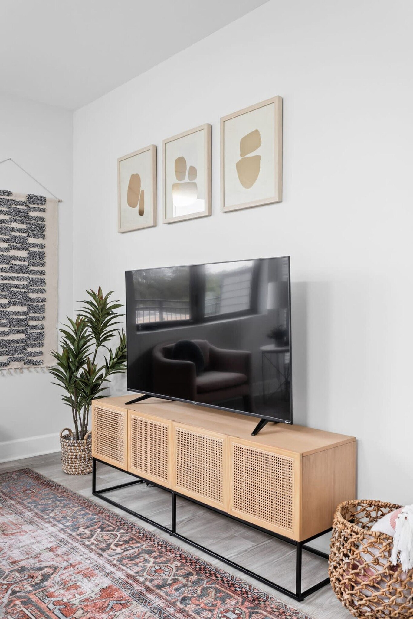 Building Photo - 5858 N College Ave