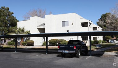 Building Photo - Wood Ridge Villas