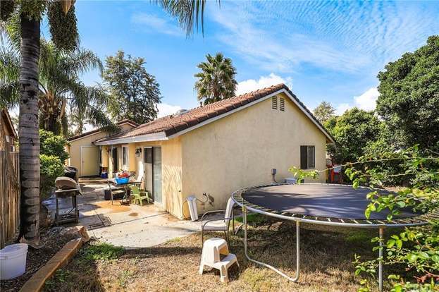 Building Photo - 29664 Woodlands Ave