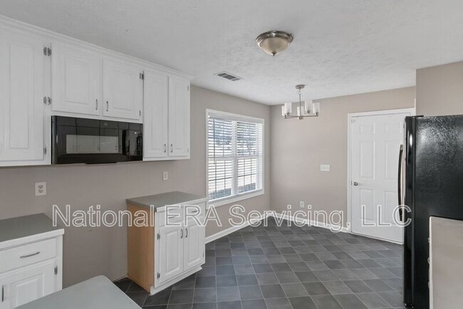 Building Photo - 355 Long Creek Dr