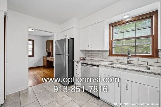 Building Photo - Comfort, Space & Style – Beautifully Updated Split-Level Home