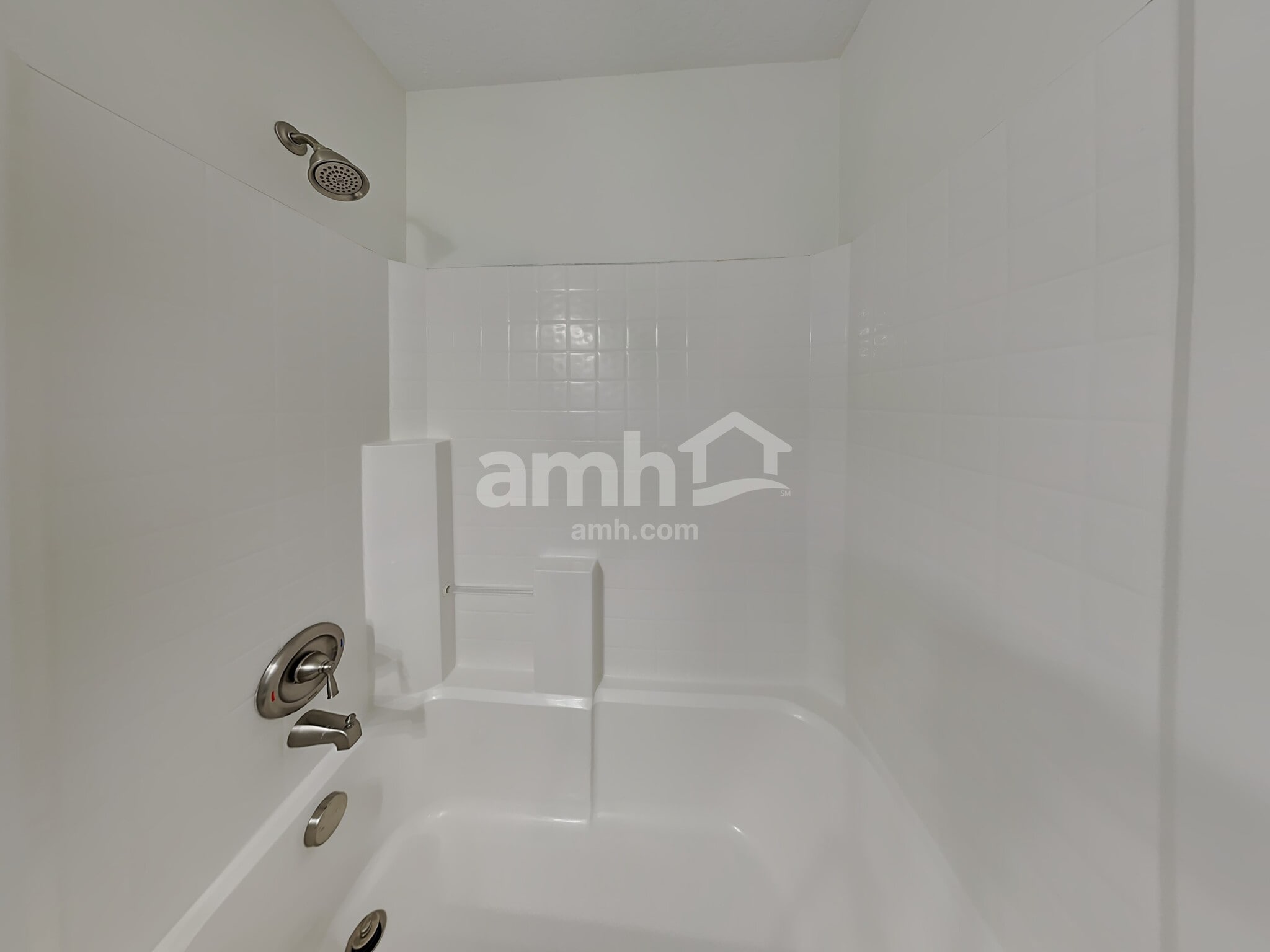 Building Photo - 16397 Jewel Way