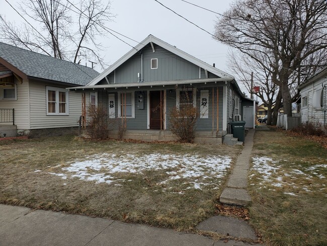 Primary Photo - 1707 Washington Ave