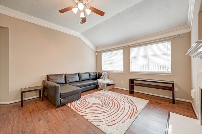 Building Photo - 3914 Crystal Pass Ct