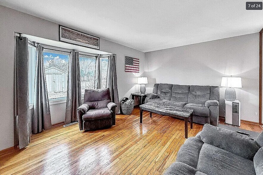 Primary Photo - 3310 Tripp St