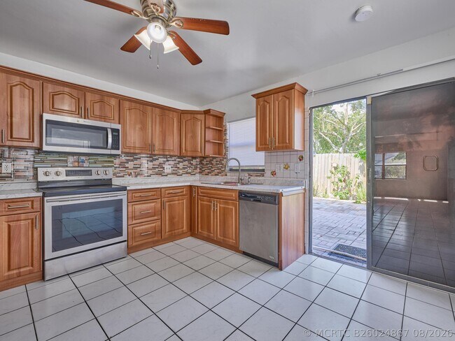 Building Photo - 57 Peachtree Pl