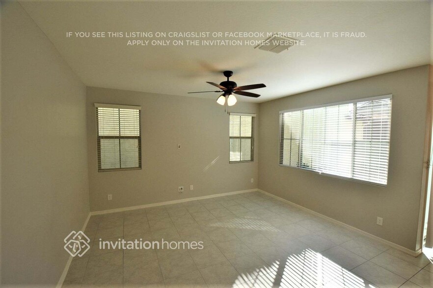 Building Photo - 3711 E Galveston St