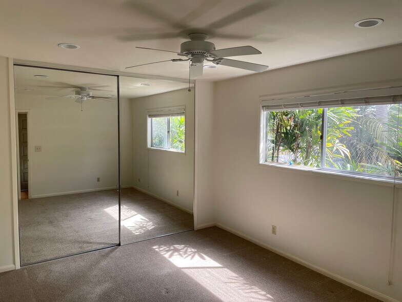 Building Photo - 818 Hygeia Ave