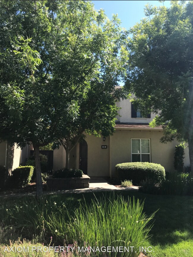 3 br, 2.5 bath House 89 Talmont Circle 89 Talmont Cir Roseville CA
