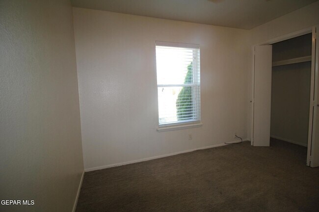 Building Photo - 19014 Armington Dr