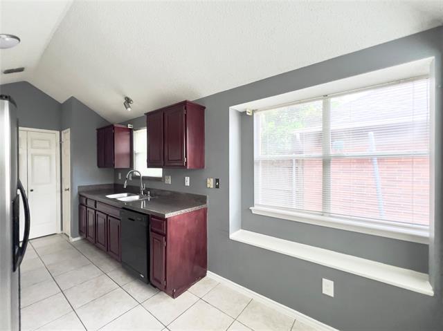 Building Photo - 1505 Shalain Dr