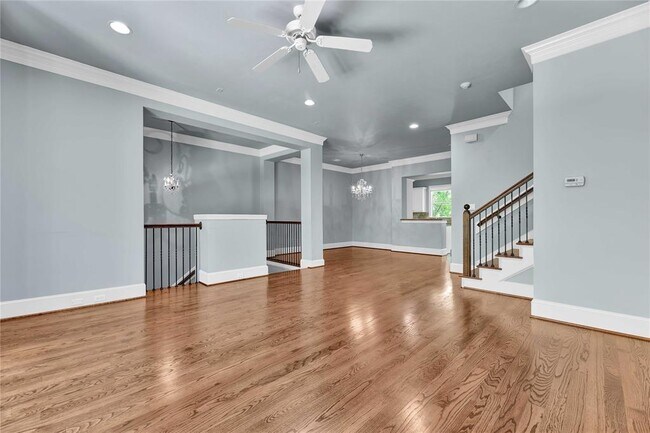 Building Photo - 4631 Regent Manor Dr