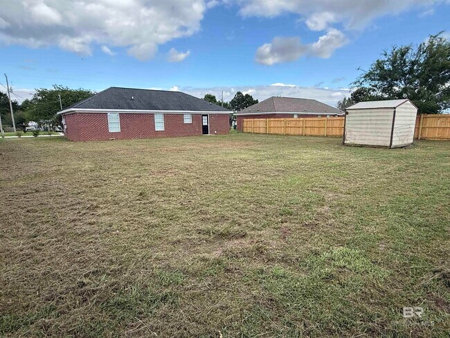 Building Photo - 14287 Lexington Dr