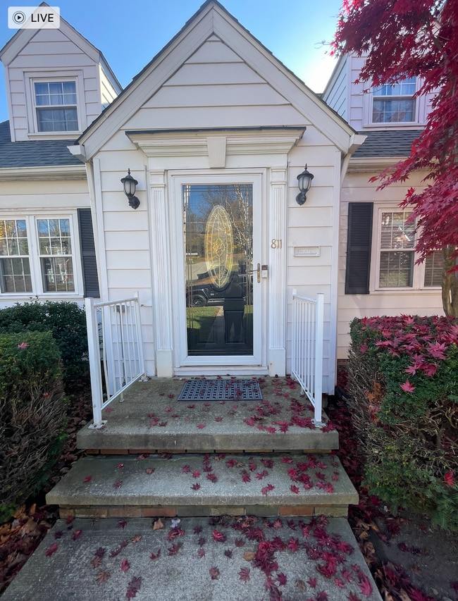 Building Photo - Beautiful Cape Cod 3 bedroom 2 bath- Ellwood City