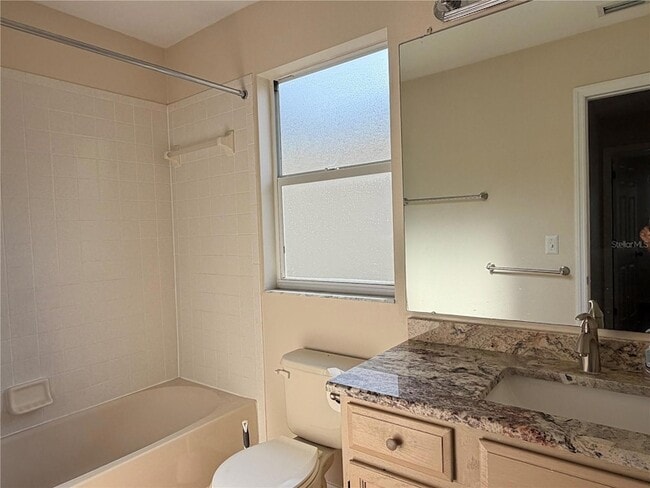 Building Photo - 758 Burlwood St