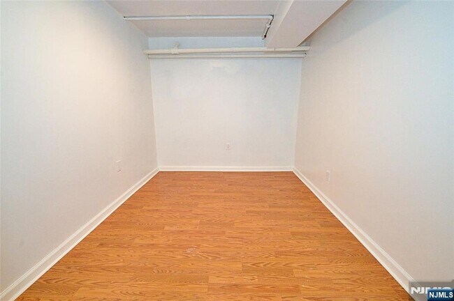 Building Photo - 229 8th St