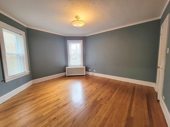 Building Photo - 6701 N Campbell Ave