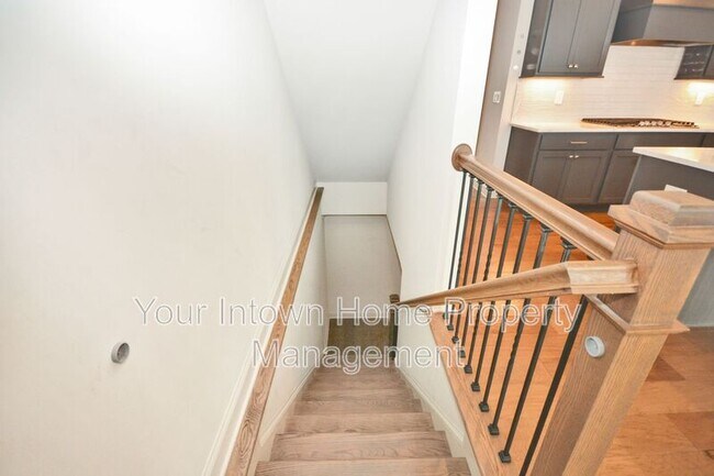 Building Photo - 1896 Skyfall Cir