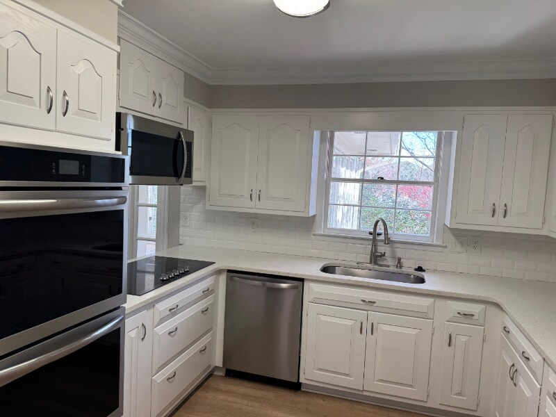 Building Photo - 865 Spalding Dr