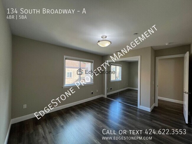 Building Photo - 134 S Broadway