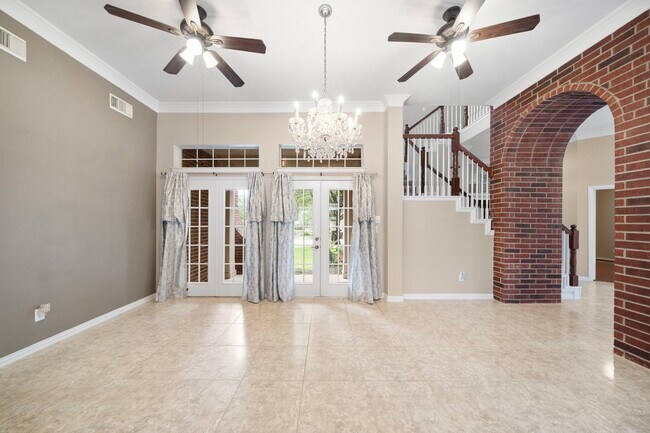 Building Photo - 23818 Enchanted Crossing