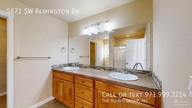 Building Photo - 5671 SW Remington Dr