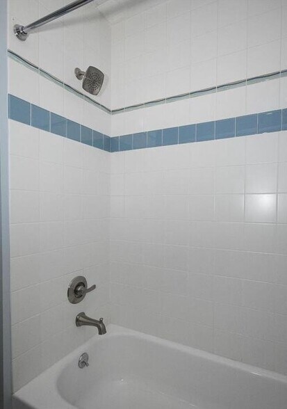 Building Photo - 1101 St Paul St