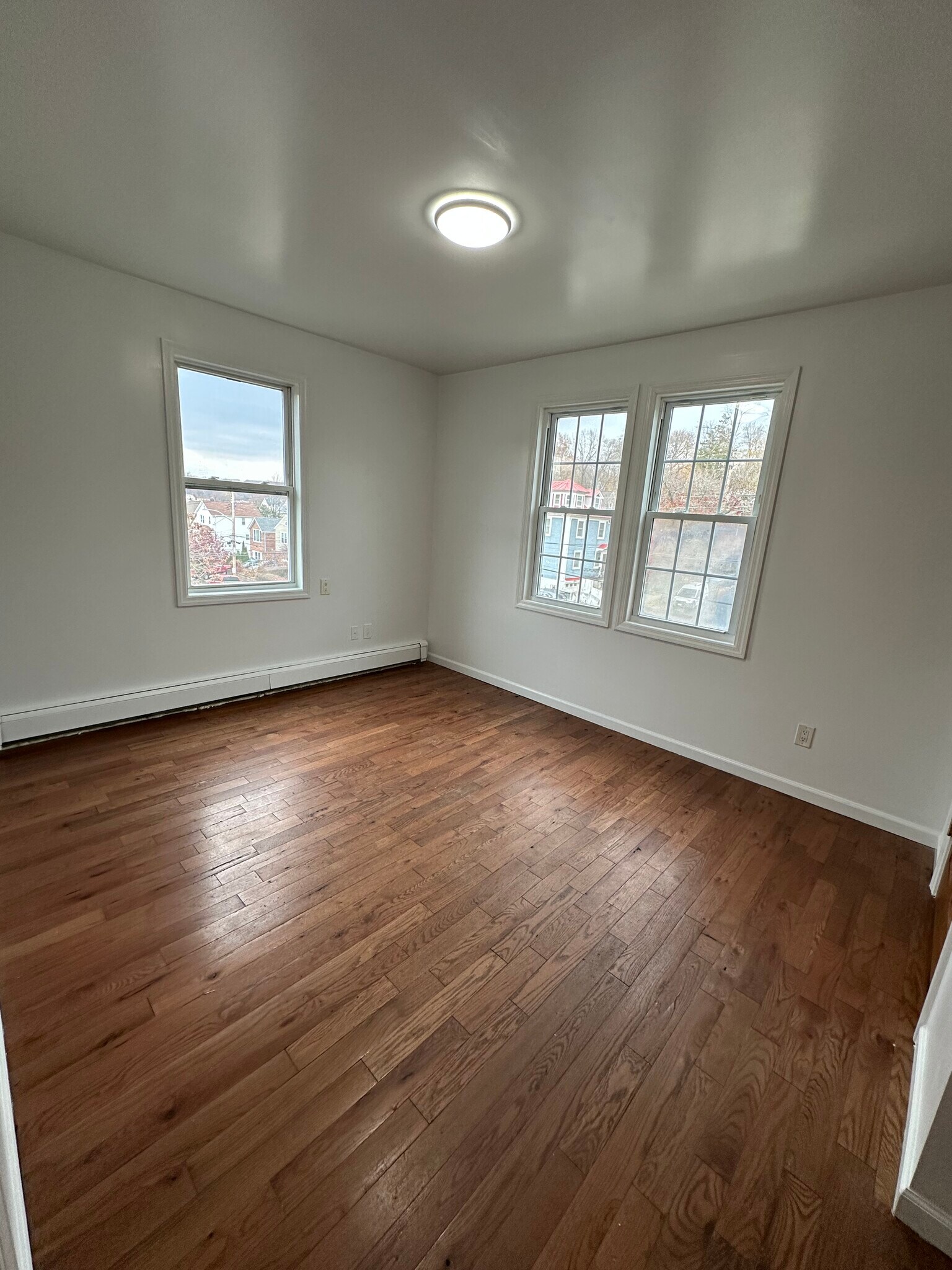 Building Photo - 37 Independence St