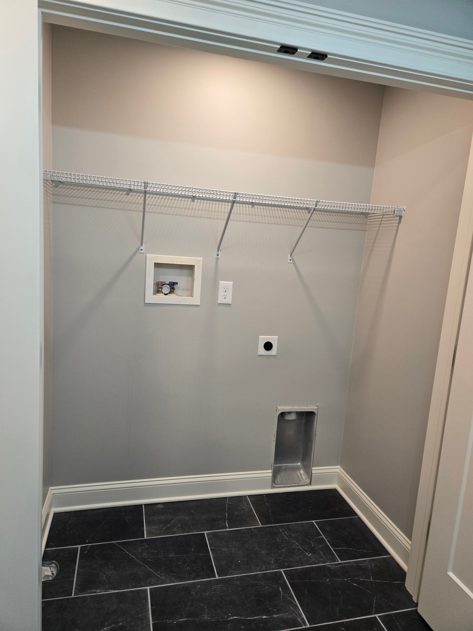 Laundry Room - 602 Forest Ln