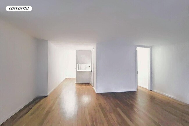 Building Photo - 515 E 72nd St