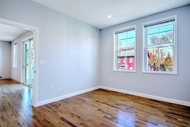 Building Photo - 400 Hope St