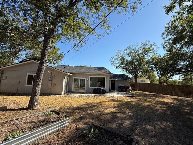 Building Photo - 5814 Gloucester Ln