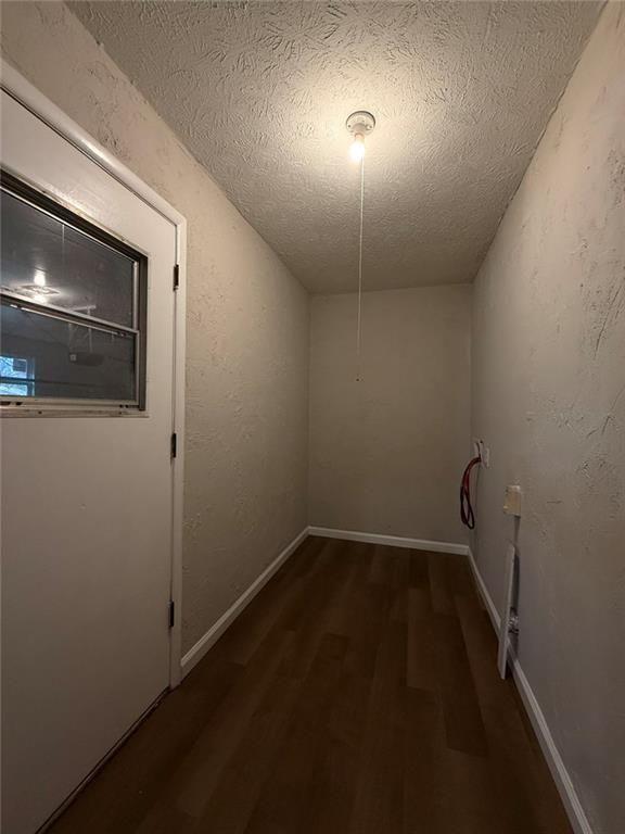 Building Photo - 1055 Pinecrest Dr