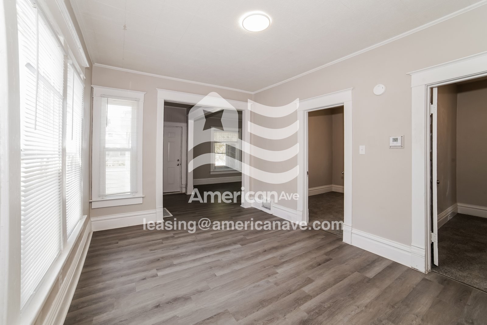 Building Photo - 2222 N Sheridan Rd