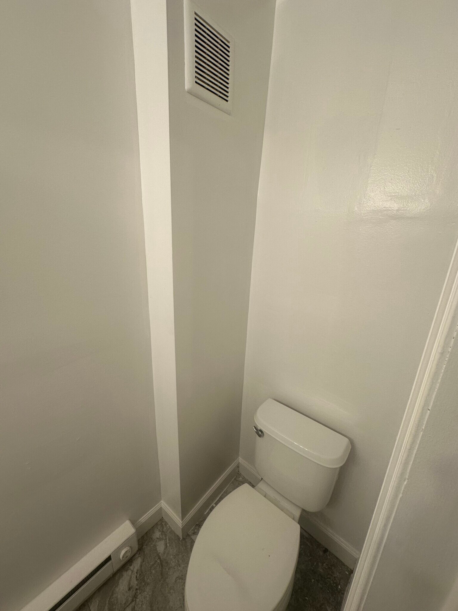 Building Photo - 636 Ridge Ave