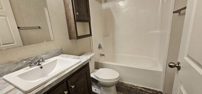 Building Photo - 309 Mulberry