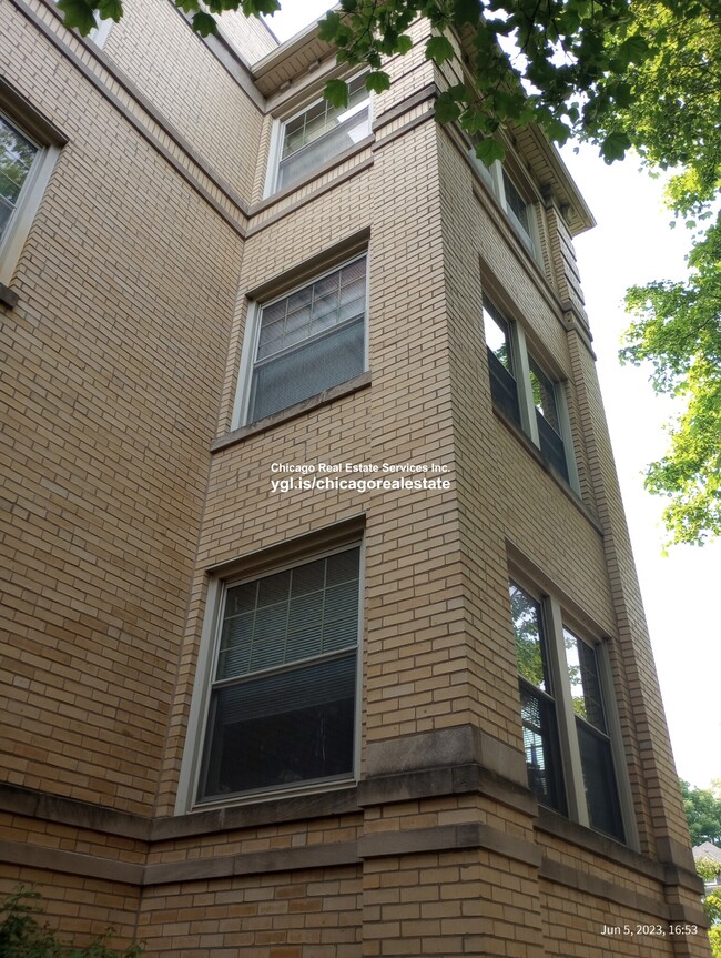 Building Photo - 550 Elmwood Ave