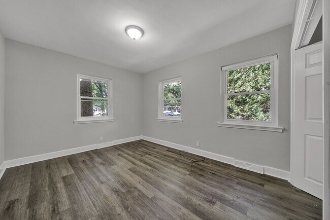 Building Photo - Lovely 3 Bed 2 Bath Home in Monroe!