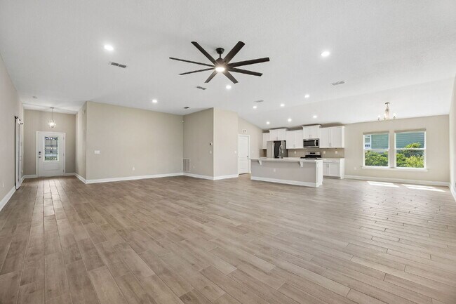 Building Photo - FOR RENT | 4 BED & 3 BATH HOME IN OSPREY COVE COMMUNITY OF ST. MARY'S, GA