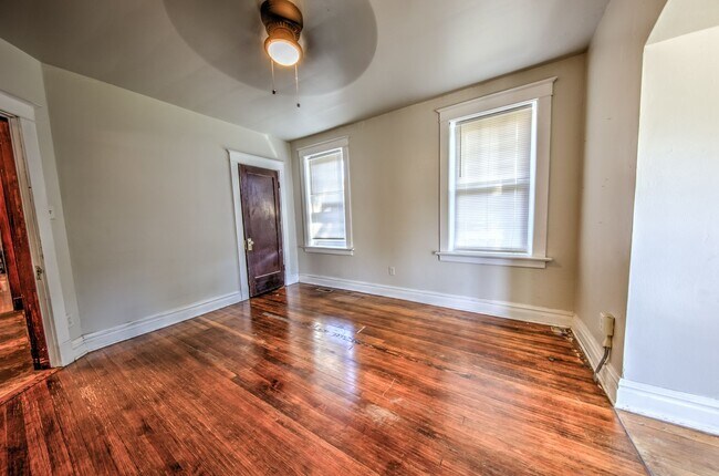Building Photo - 5231 S Grand Blvd
