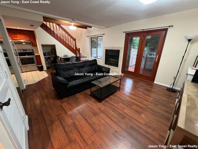 Primary Photo - 200 Falls Blvd