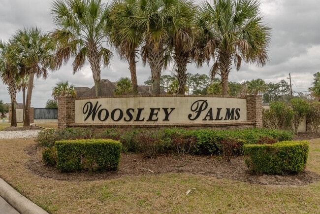 Building Photo - 112 Pindo Palm Dr