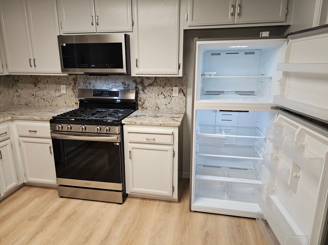 Building Photo - 2525 Travao Ln