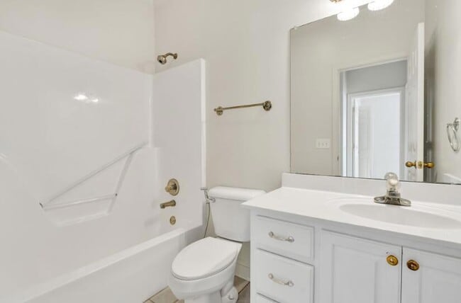 Building Photo - 1907 Igou Pl Dr