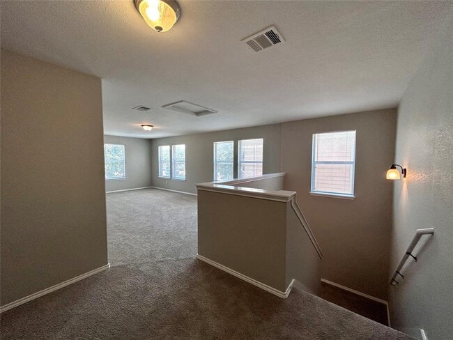 Building Photo - 8916 Ipswich Bay Dr