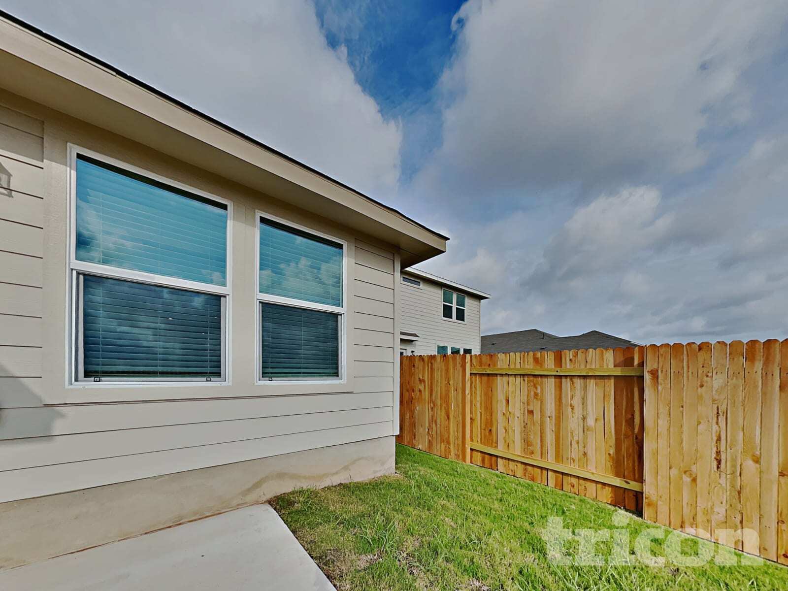 Building Photo - 5217 Sidesaddle Dr