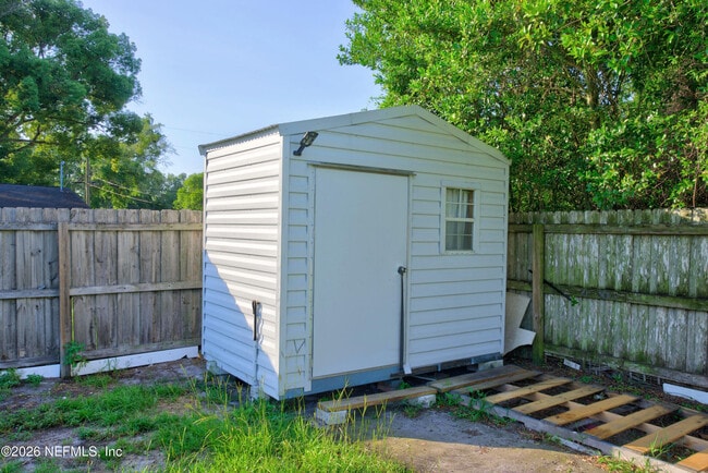 Building Photo - 442 Ameca Ave