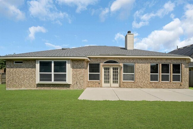 Building Photo - 9635 Empress Crossing Dr