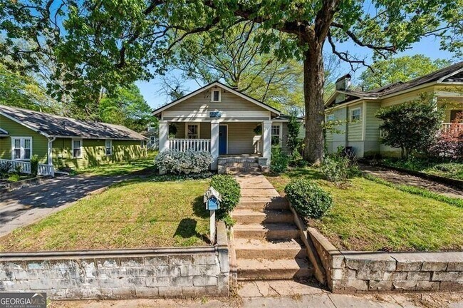 Building Photo - 2220 Newnan St